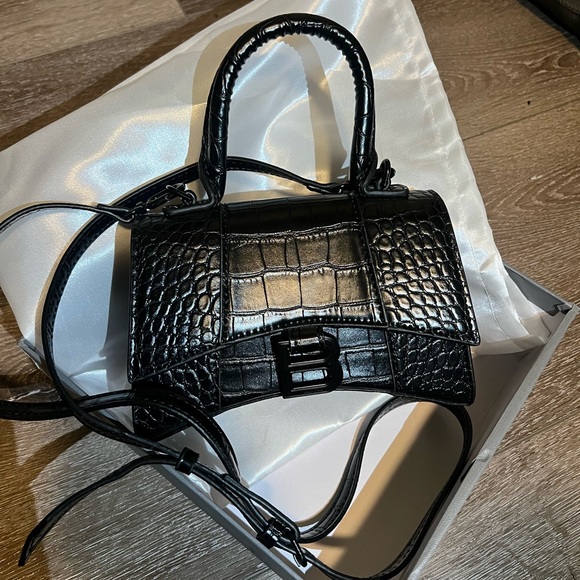 BALENCIAGA - HOURGLASS SMALL HANDBAG CROCODILE EMBOSSED IN BLACK - Picture 1 of 4